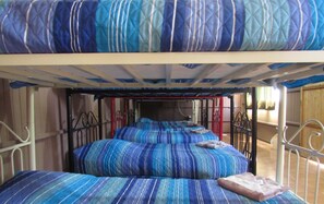 Family Room, Mixed Dorm