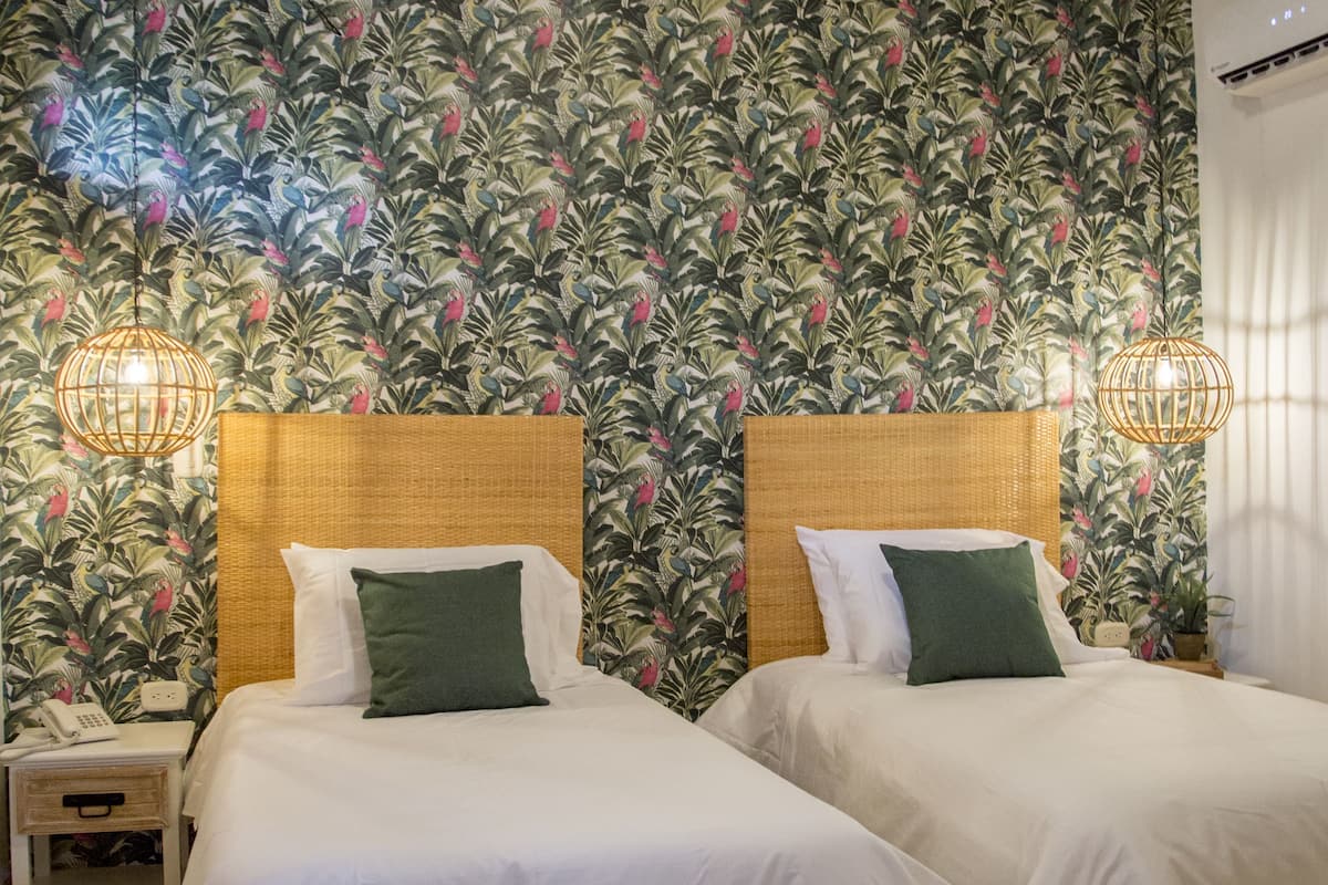 Premium bedding, minibar, in-room safe, soundproofing
