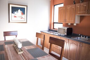 Deluxe Villa, 2 Bedrooms, Lake View, Tower | Living area | 40-inch flat-screen TV with cable channels, TV - Luxury Villas Atitlan (Sololá)