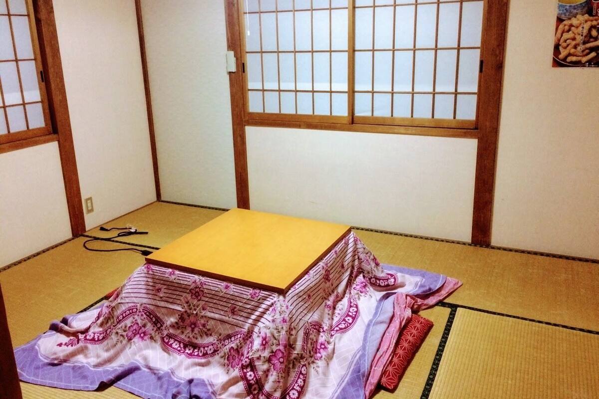 传统客  房 (Japanese Style, 3 People) | 起居区 | 平板电视