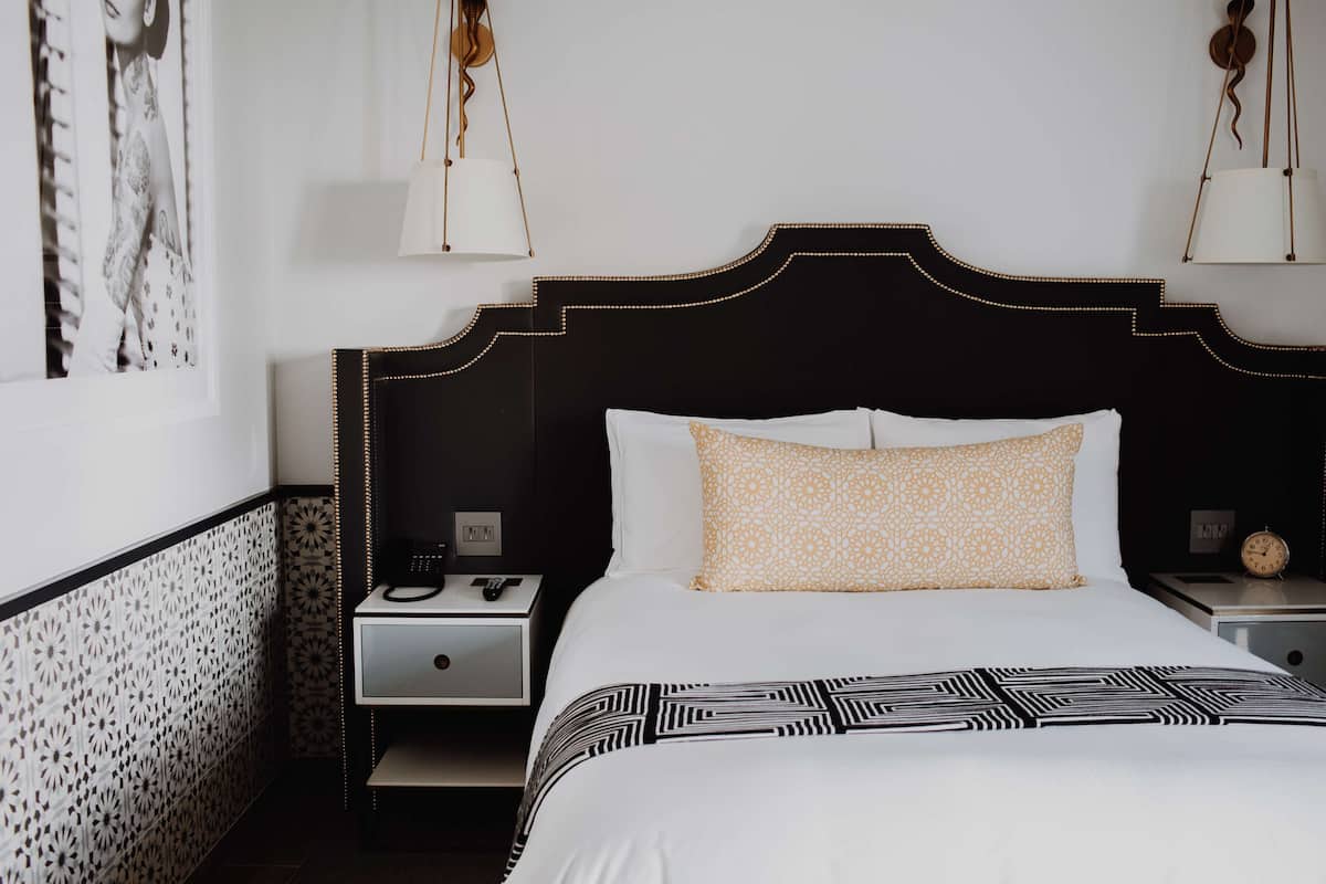 Room, 1 Queen Bed (Sestina) | Premium bedding, minibar, in-room safe, individually decorated