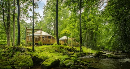 stayNantahala – Smoky Mountain Cabins and Luxury Yurts