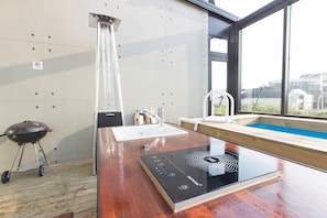 Chambre Luxe (Extra fee for warm water for pool) | Piscine privée