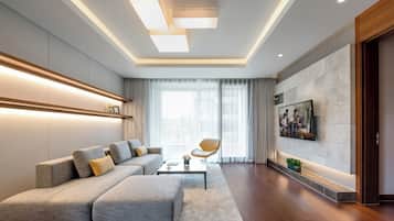 Een 60-inch ledtelevisie met kabelzenders en televisie