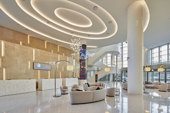 Lobby - Somerset Jeju Shinhwa World (Seogwipo)