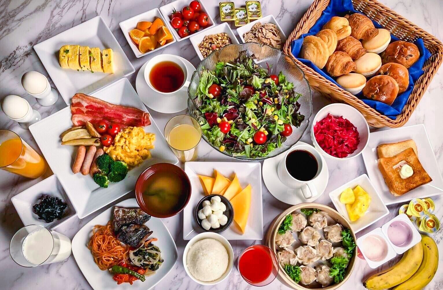 Daily buffet breakfast for a fee