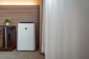 Blackout curtains, free WiFi, bed sheets - noku OSAKA (Osaka)