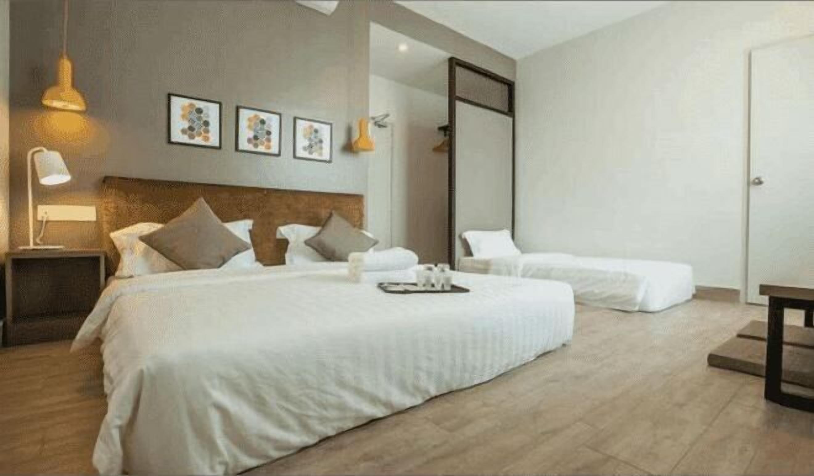 Desk, iron/ironing board, free WiFi, bed sheets