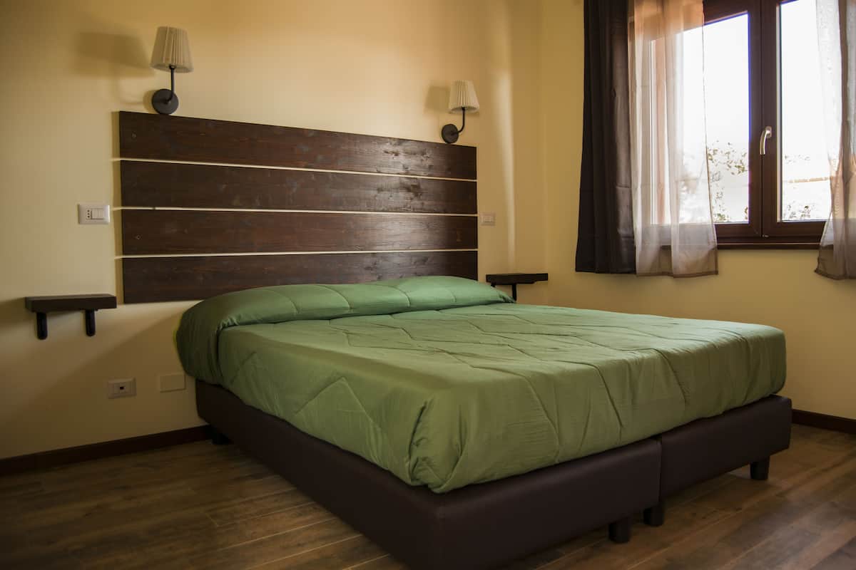 double or twin room | hypo-allergenic bedding, individually furnished, desk, blackout curtains