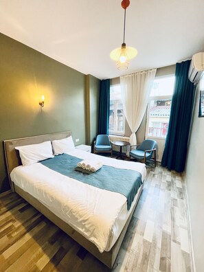Standard Double Room, Balcony | Desk, laptop workspace, iron/ironing board, free WiFi - Puffin Suites & Rooms (Istanbul)