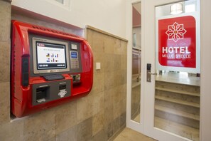 Mostrador de check-in y check-out