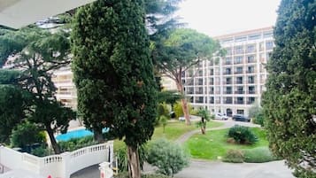 Apartemen, 2 kamar tidur | Teras/patio