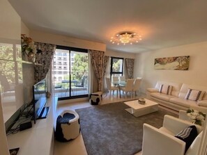 Apartment, 2 Bedrooms | Living area | Flat-screen TV - Résidence Carlton Riviera (Cannes)