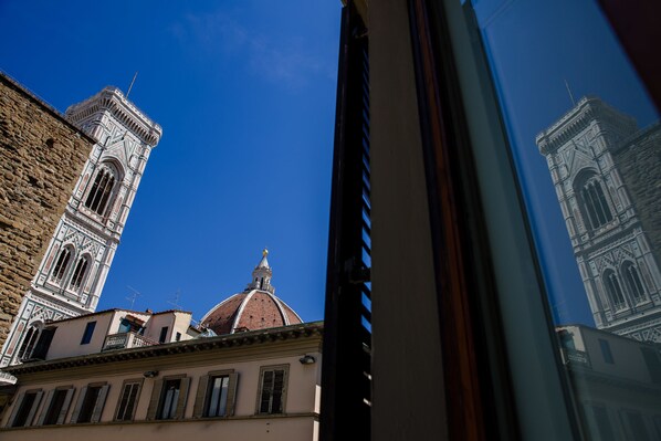 View from property - Relais Tosinghi (Florence)