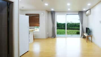 Tilda (4 persons) | Living area | TV