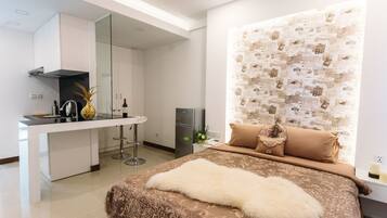 Chambre Double Standard | Bureau, rideaux occultants, Wi-Fi gratuit