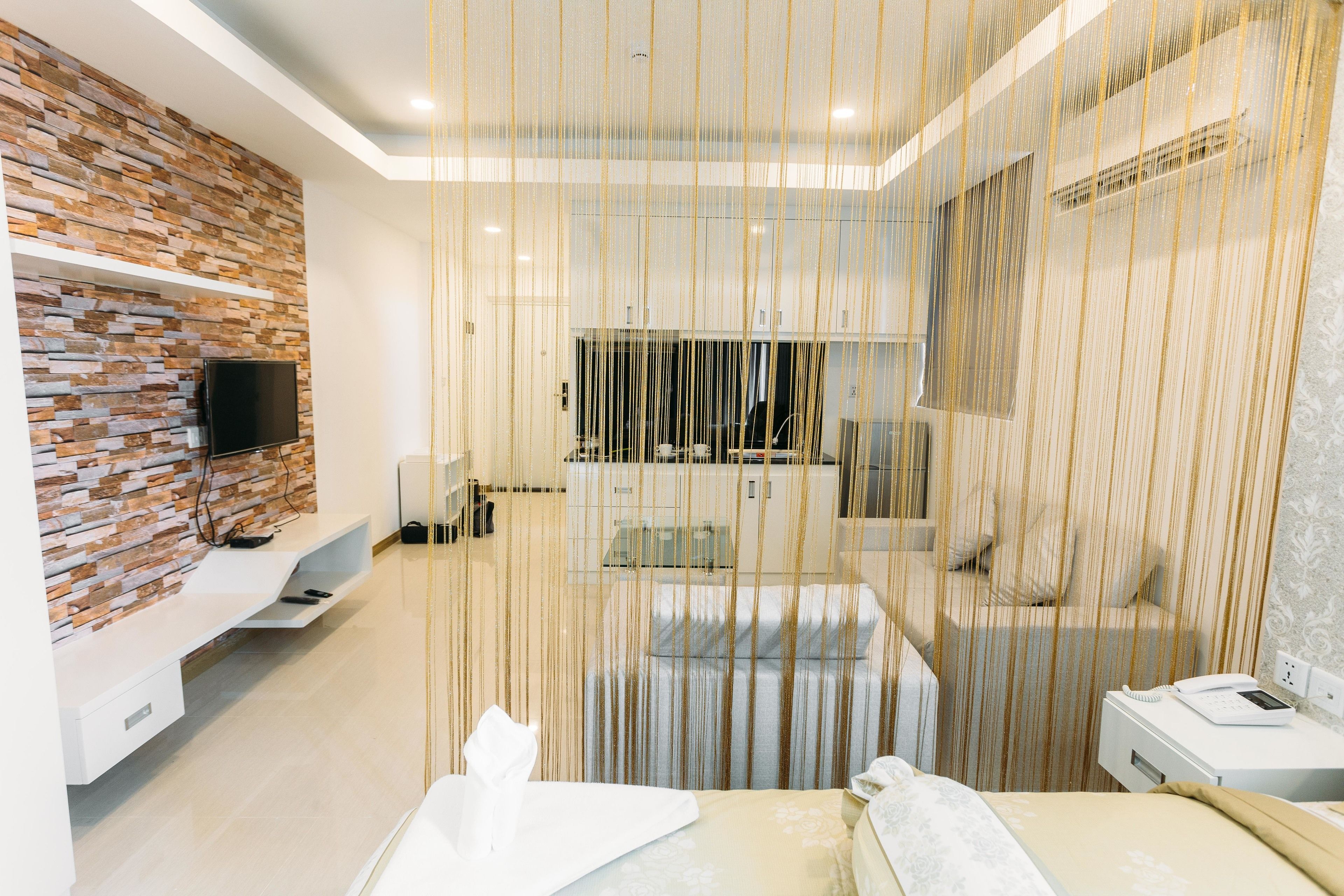 Deluxe Double Room | Desk, blackout drapes, free WiFi