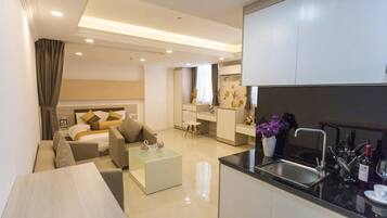 Studio (Apartment ) | Bureau, rideaux occultants, Wi-Fi gratuit