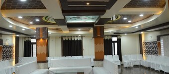 Hotel Rahil Palace