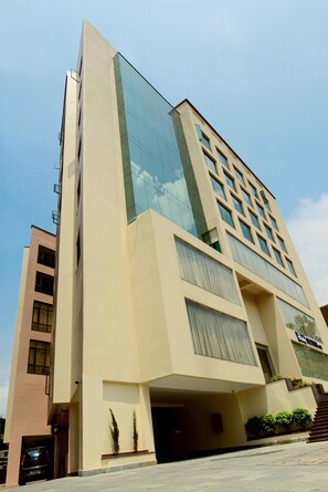 Front of property - Hotel Shoolin Grand (Guwahati)