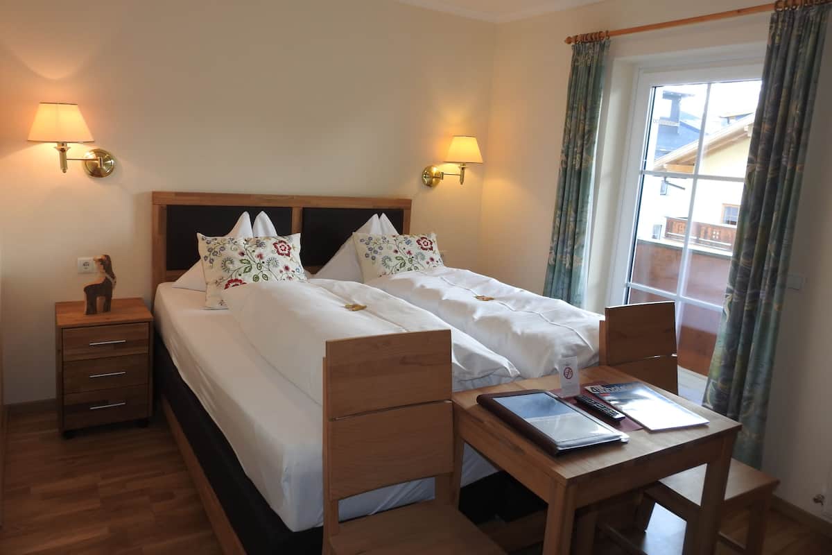 Double Room (A) | Premium bedding, in-room safe, desk, cribs (surcharge)