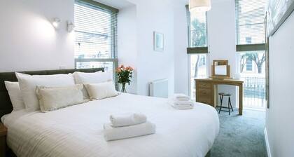 Austen's Luxury Apartments