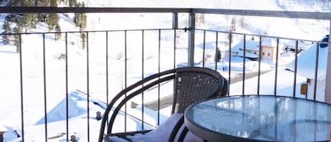 Apartment (D) | View from room