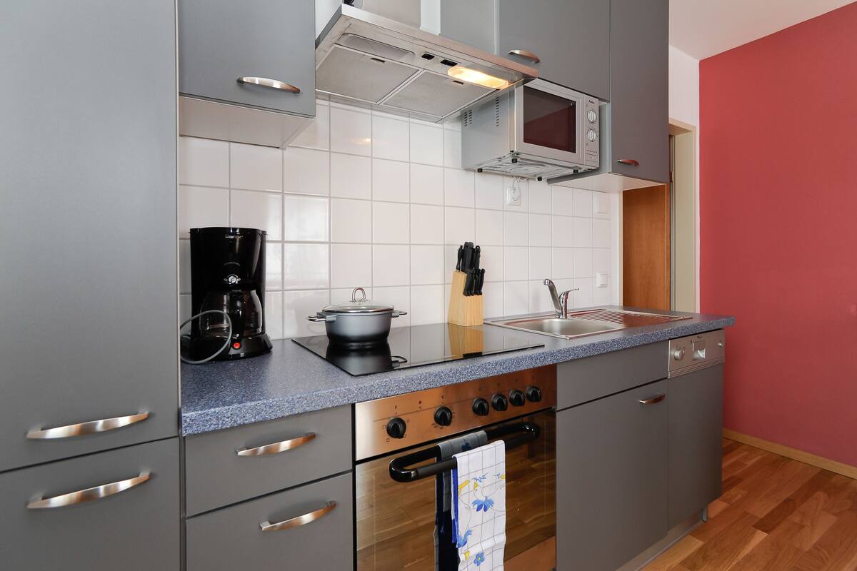 apartment (c) | private kitchen
