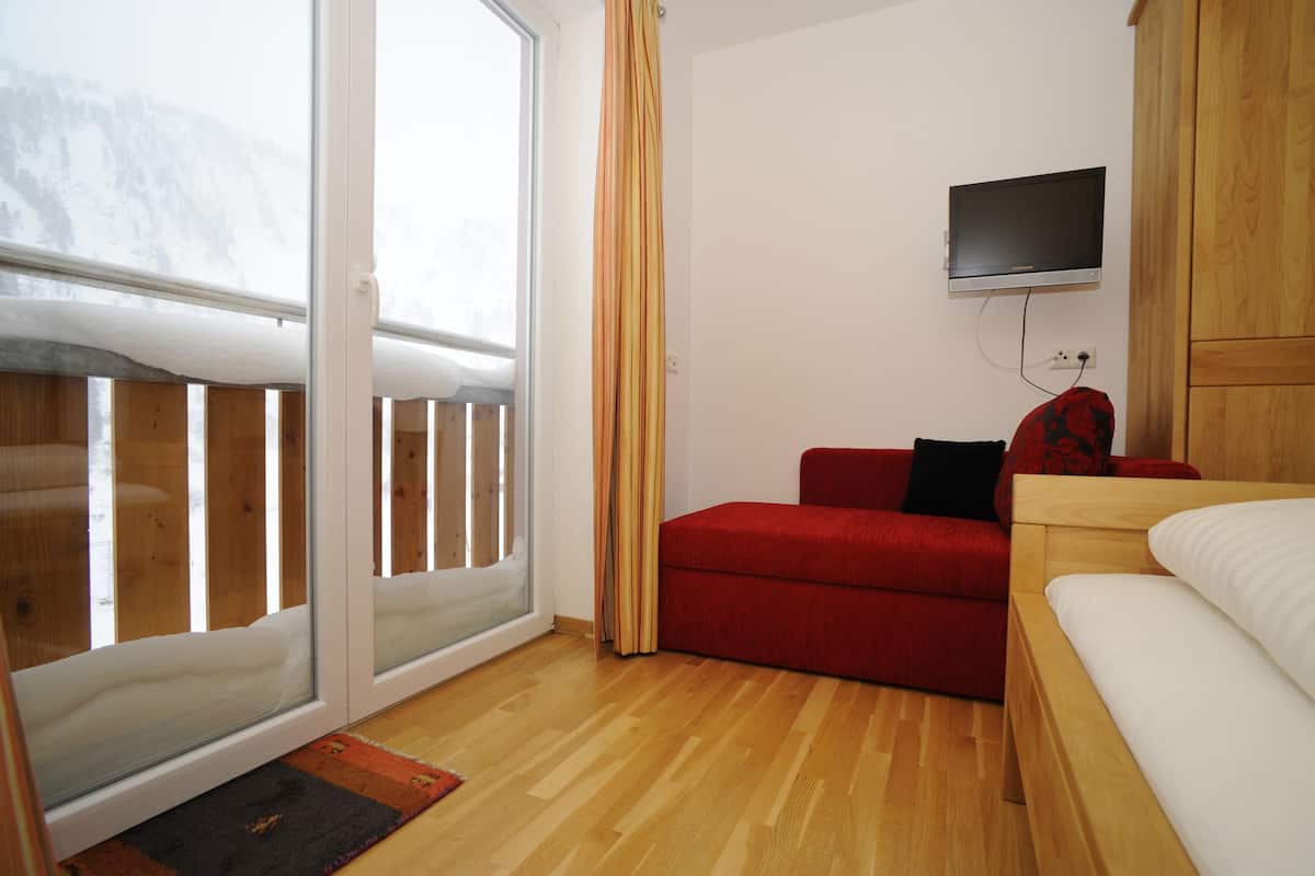 Quarto família (B) | Cofres nos quartos, berços (sobretaxa)