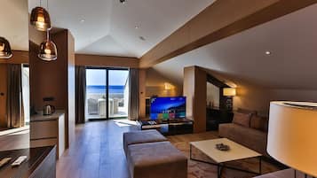 Deluxe Suite, 2 Bedrooms, Terrace, Sea Facing