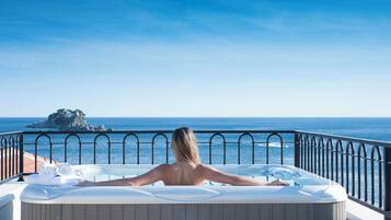 Presidential Penthouse, 2 Bedrooms, Balcony, Sea Facing | Balcony view