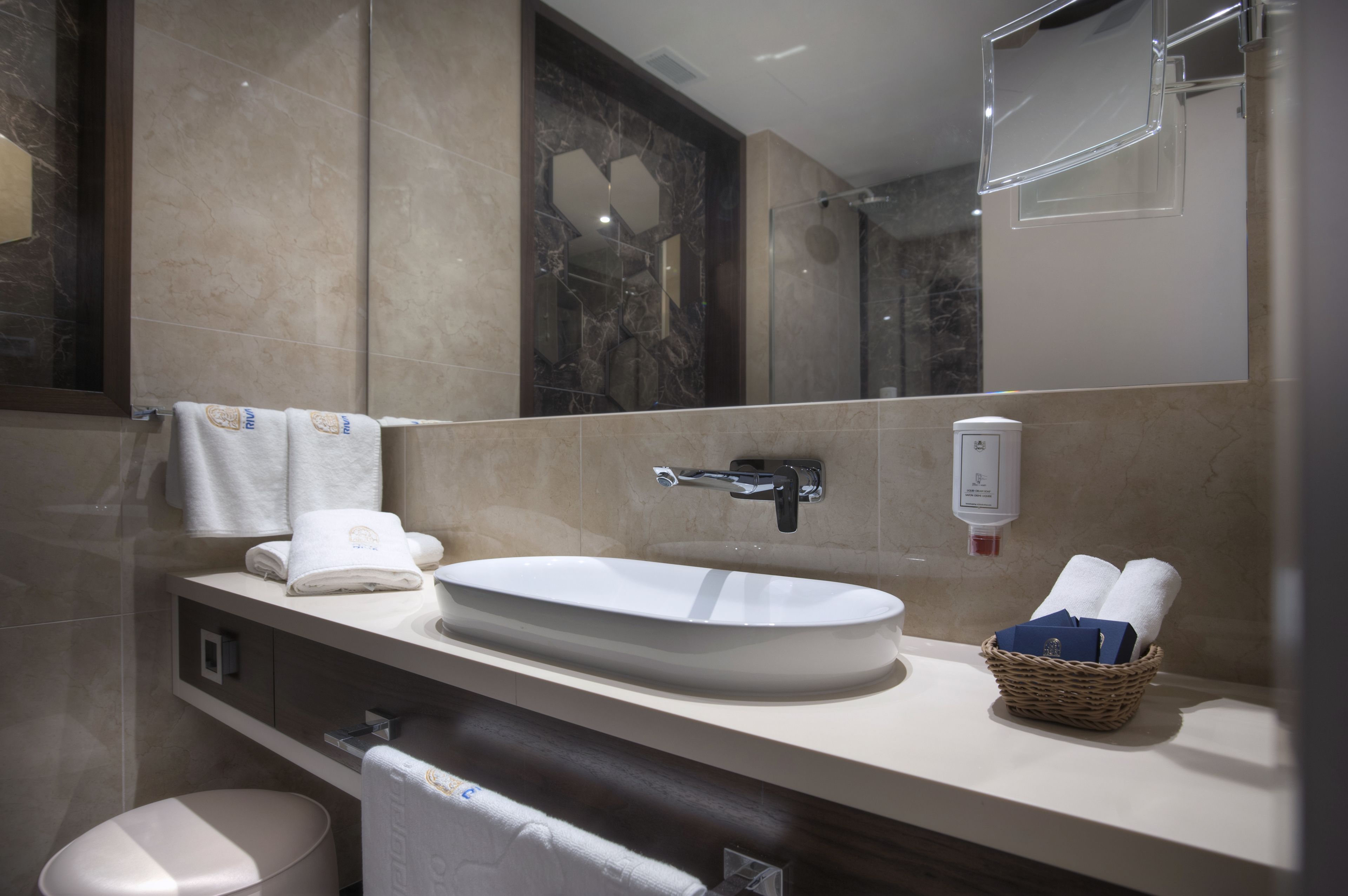 shower, free toiletries, hair dryer, slippers