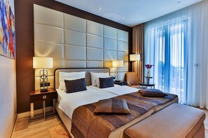 Double Room, Balcony, Sea View | Premium bedding, minibar, in-room safe, desk - Hotel Riva by Aycon (Petrovac)