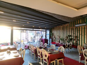 Restaurant - AKMAN CITY HOTEL (Kusadasi)