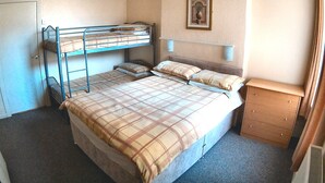 Unclassified image, 4 of 36, button - Cleveland Court Apartments (Blackpool)