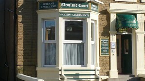 Unclassified image, 5 of 36, button - Cleveland Court Apartments (Blackpool)