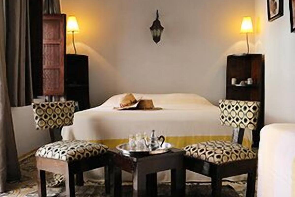 Triple Room | Individually decorated, individually furnished, desk, blackout curtains