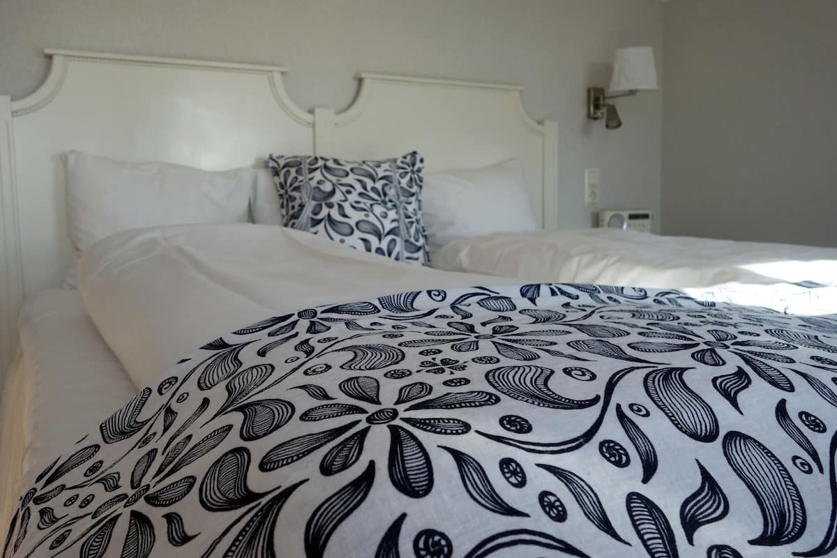 Ses yalıtımı, ücretsiz kablosuz İnternet, çarşaf takımı