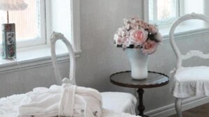 تجهيزات عازلة للصوت وواي فاي مجانًا وملاءات أسرّة