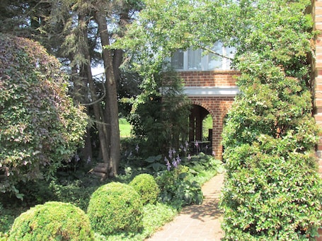 ์๋ฐ ์์ค ๊ตฌ๋ด