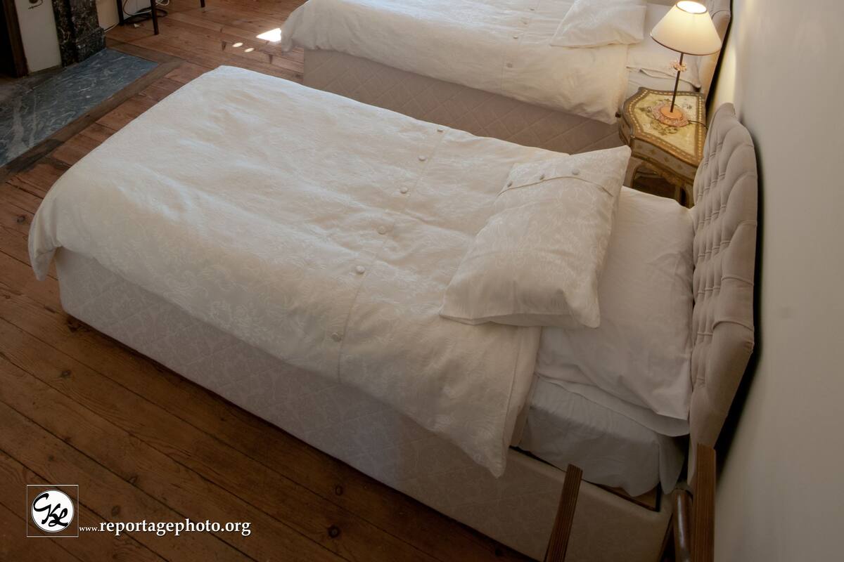 Comfort Quadruple Room, 2 Bedrooms, Park View (Accacia) | Iron/ironing board, free WiFi, bed sheets