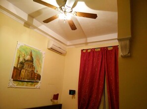 Room amenity - Domus Rudy (Rome)