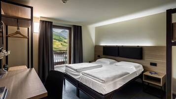 In-room safe, desk, blackout curtains, soundproofing