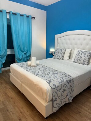 In-room safe, cribs/infant beds, free WiFi - Hotel Veronese (Genoa)