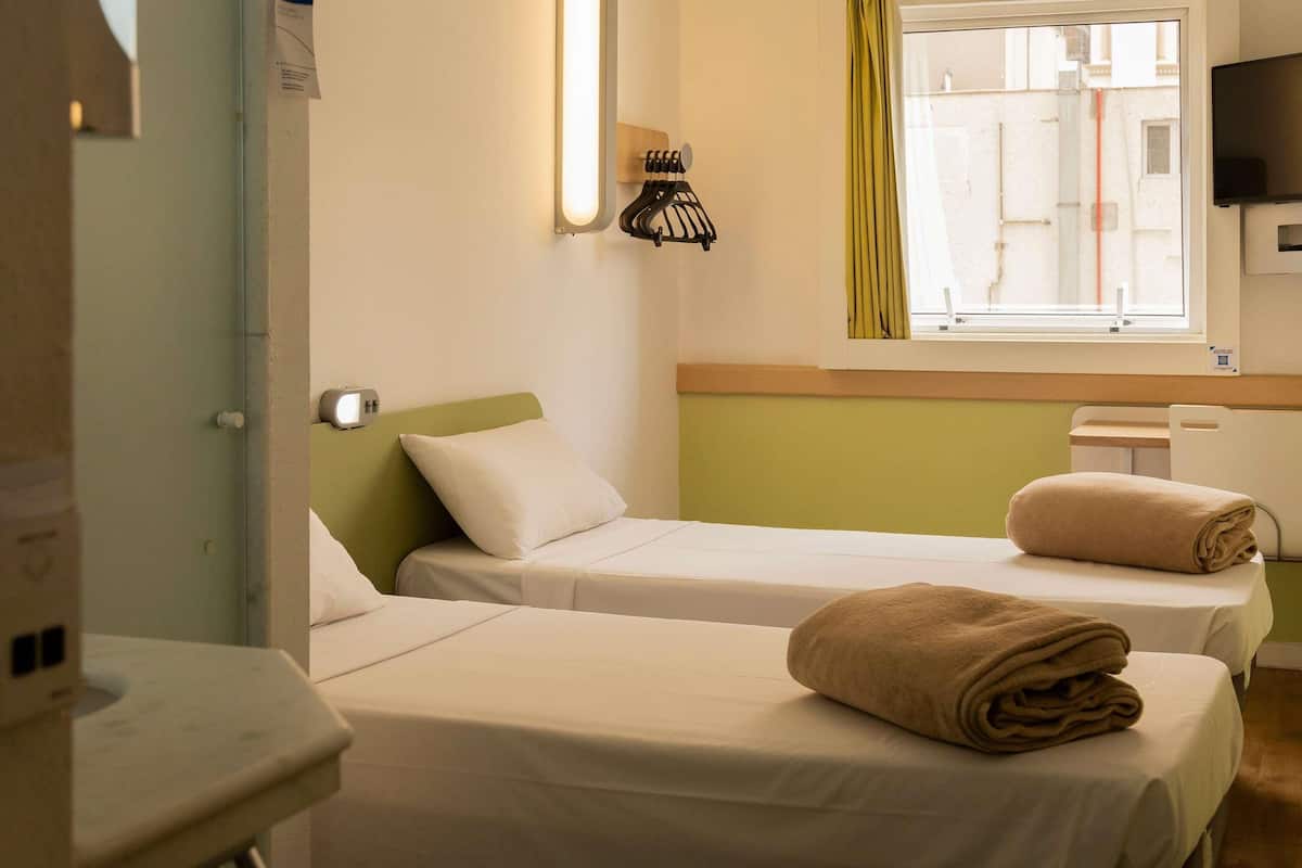 Standard Room, 2 Single Beds