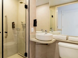 1 slaapkamer, een bureau, verduisterende gordijnen, gratis wifi