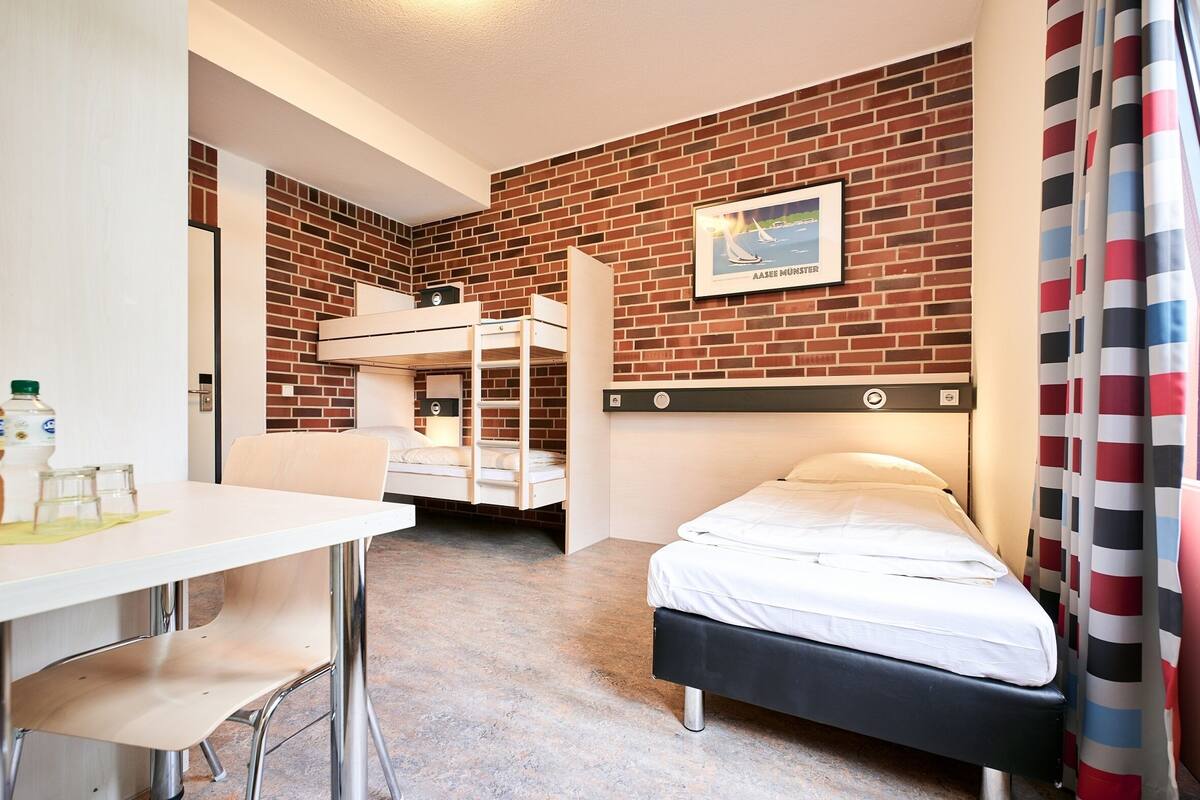 Family Room, Private Bathroom