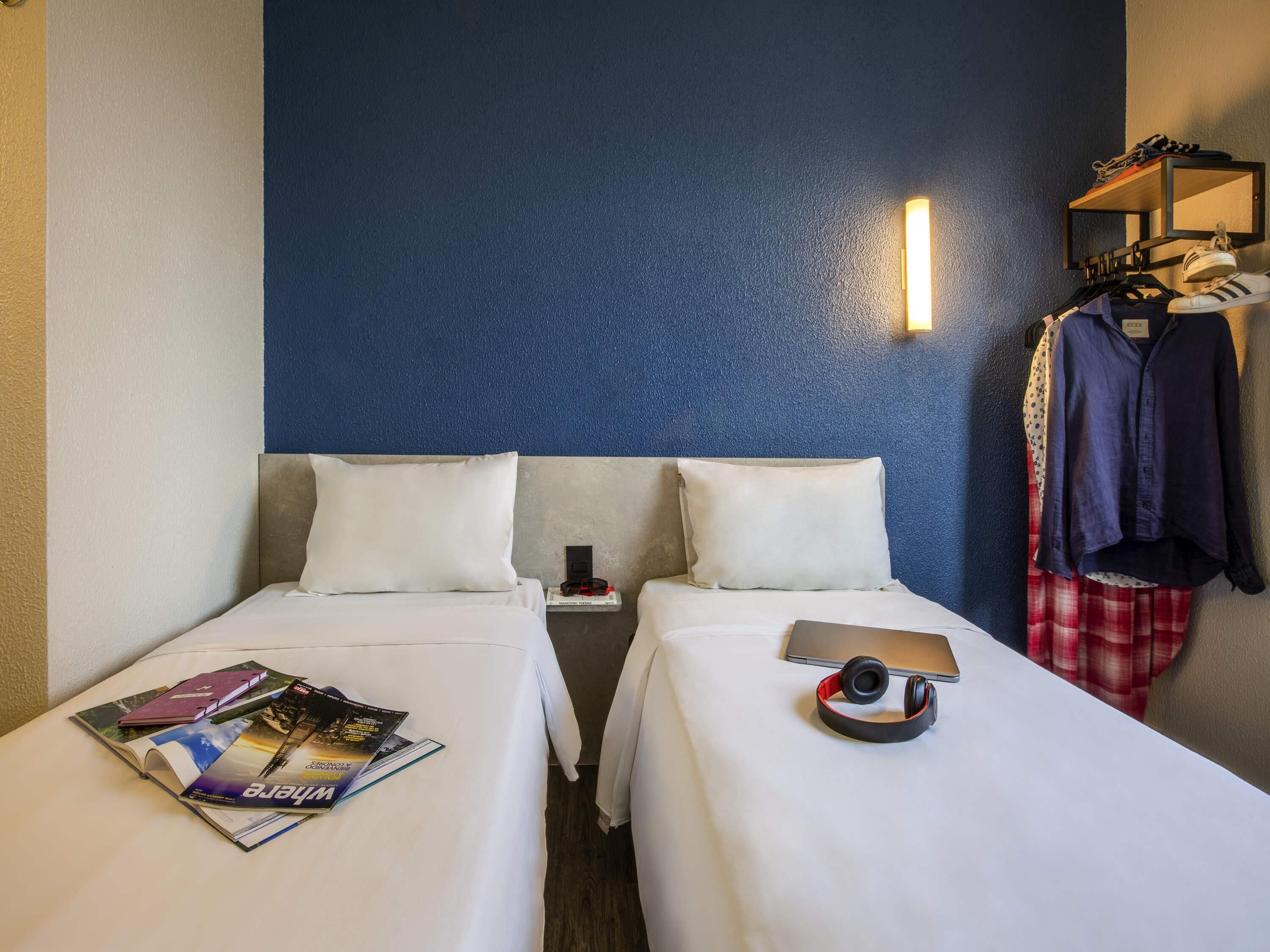 Standard Twin Room, 2 Single Beds | 1 bedroom, desk, blackout curtains, free WiFi