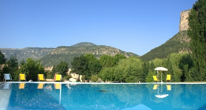 Les Lavandes