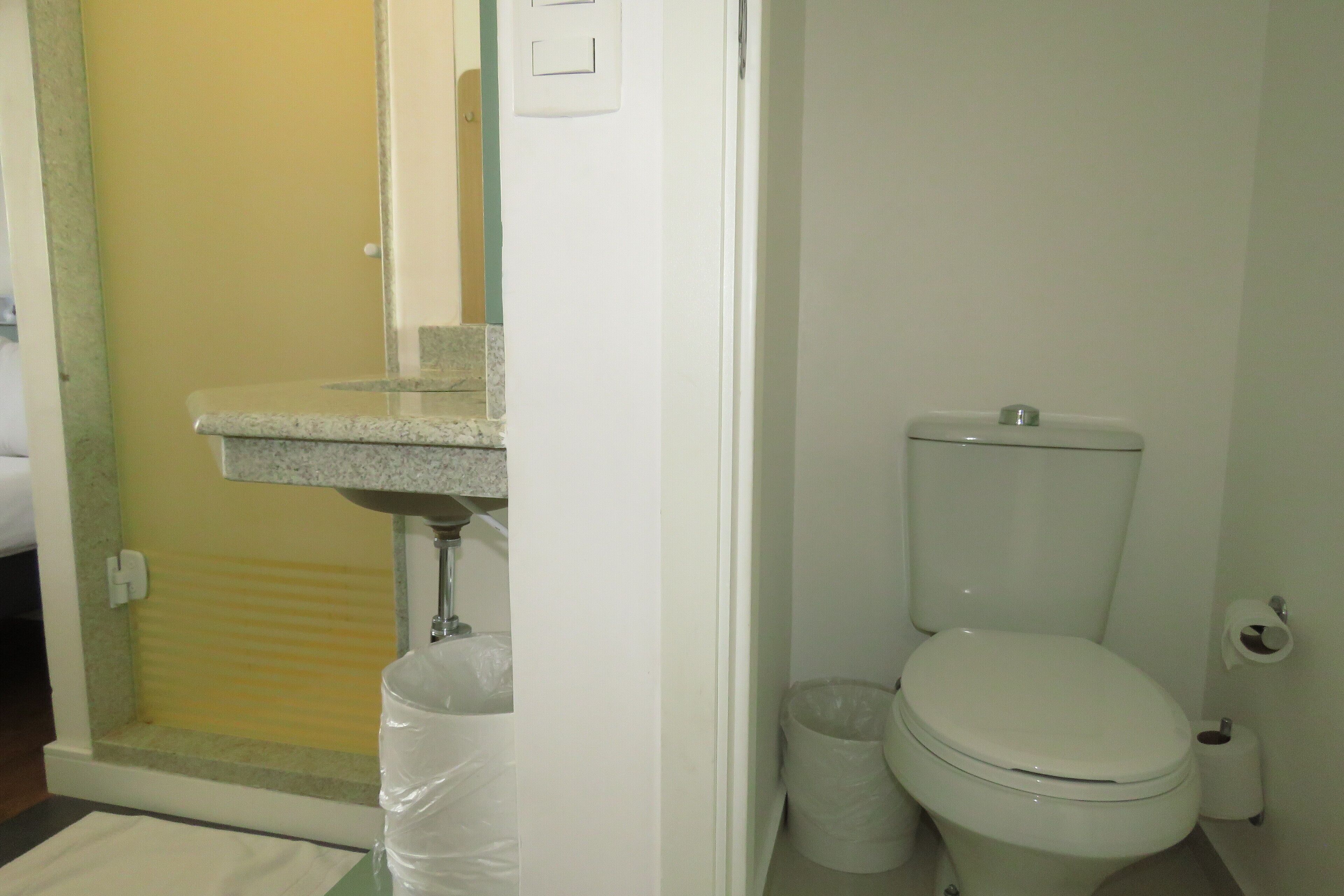 shower, eco-friendly toiletries, towels